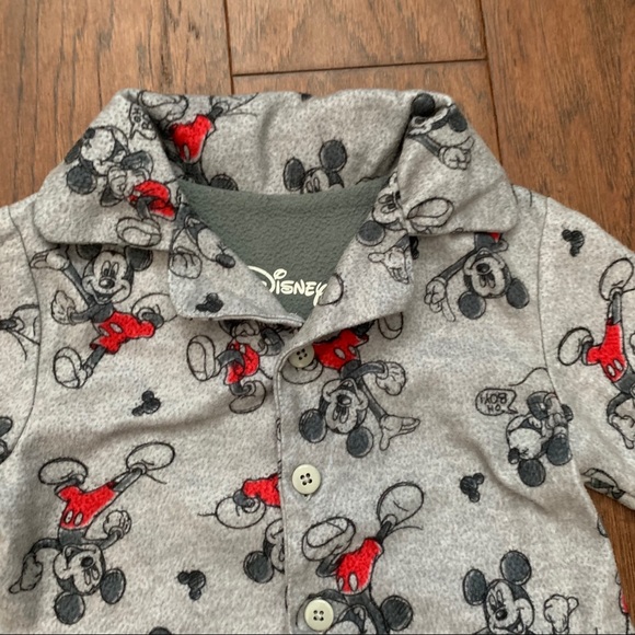 Disney Mickey Mouse 2 piece flannel jammies - Picture 3 of 8
